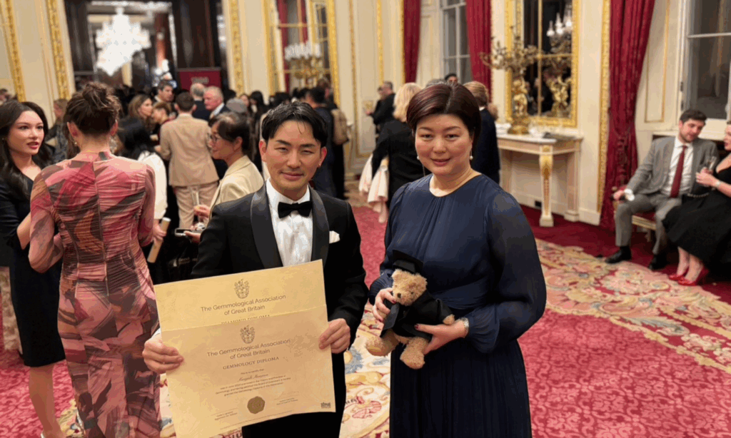 ジュエリー長谷川のHOUSE GEM ATTENDER