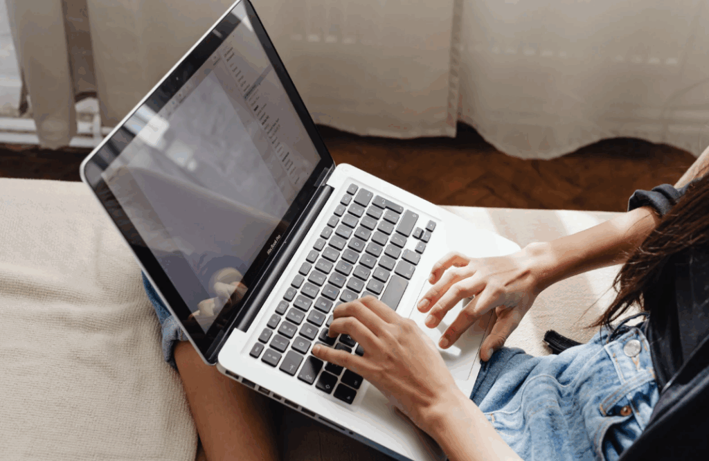 勉強(ジュエリー長谷川のHOUSE GEM ATTENDER)